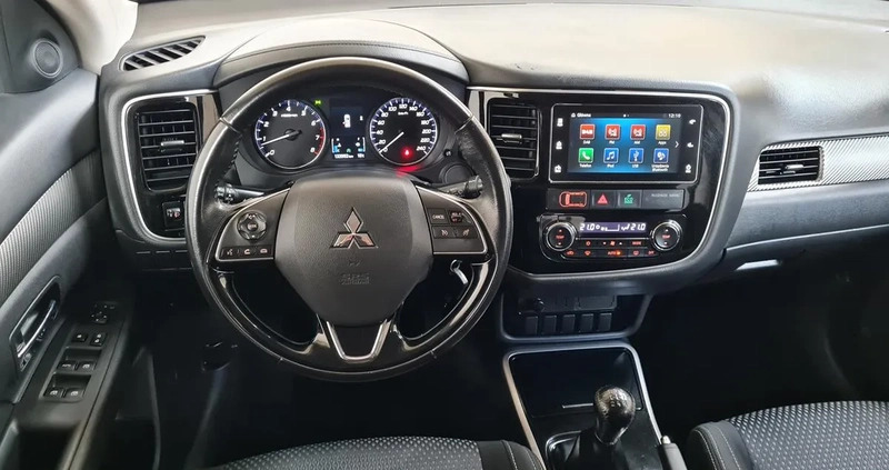 Mitsubishi Outlander cena 75000 przebieg: 133000, rok produkcji 2017 z Pilawa małe 466